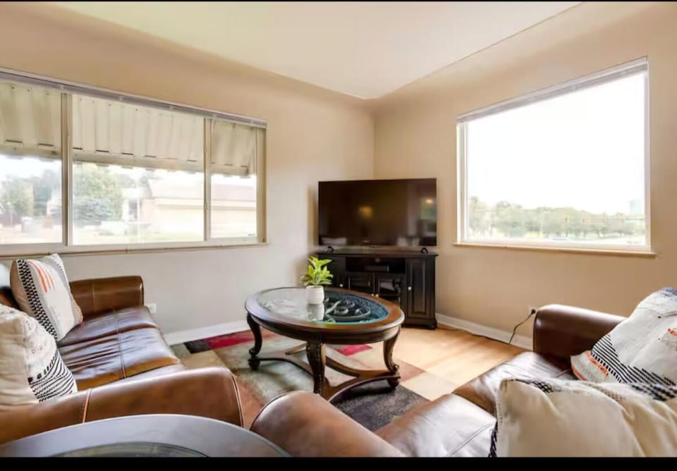 Cherry Creek Colorado Apartment in Cherry Creek