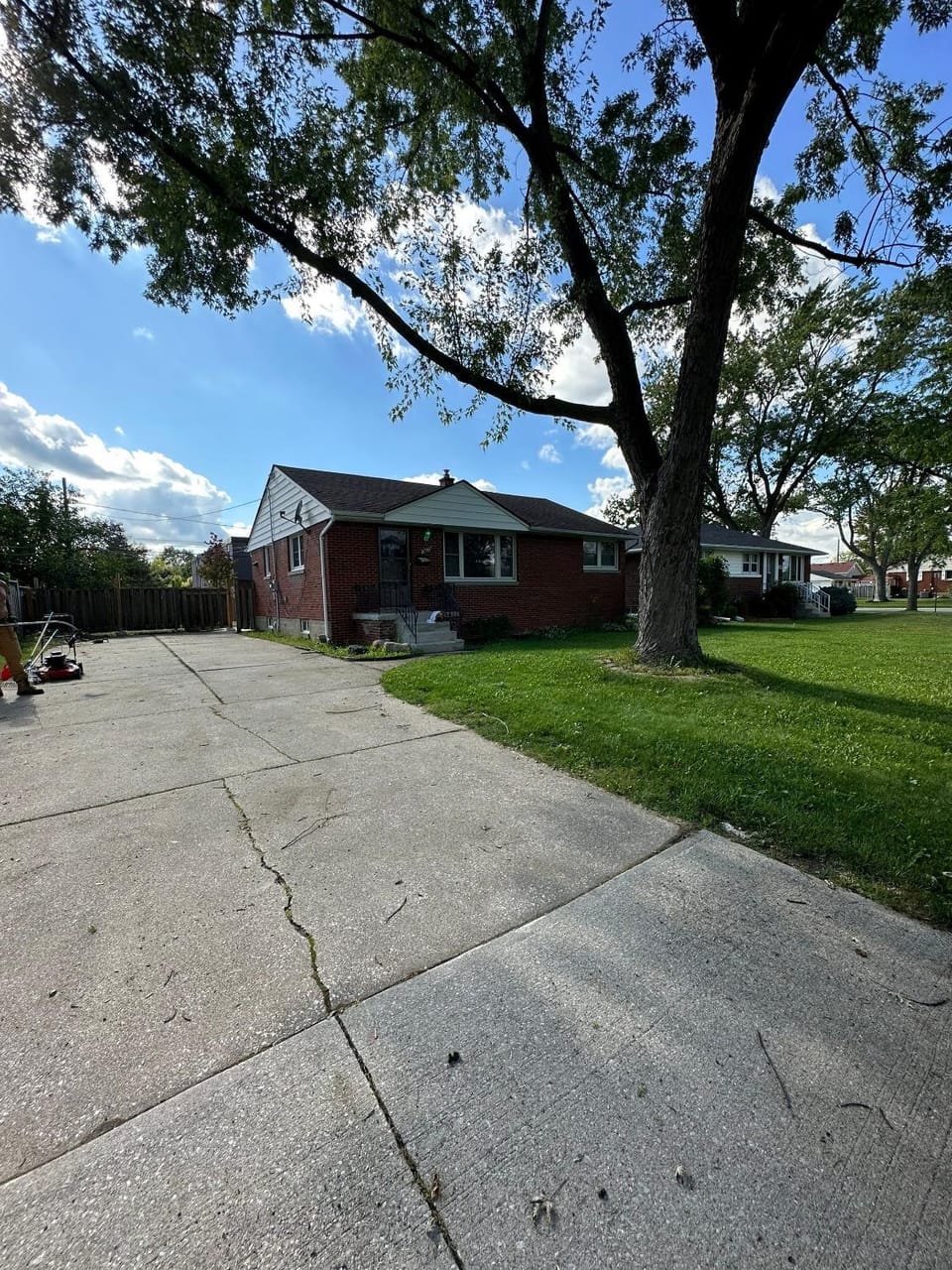 Property building, Street view, Parking