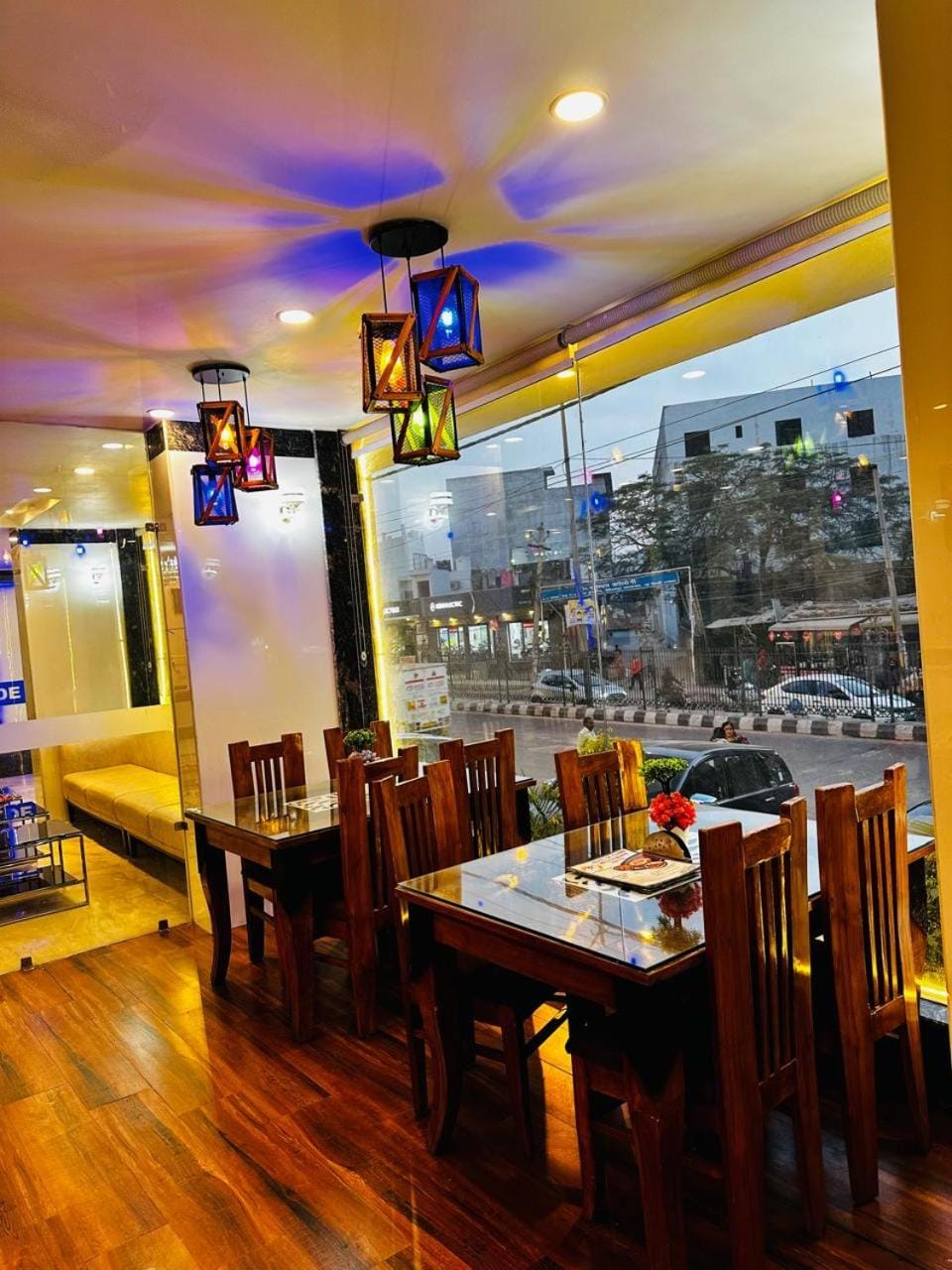 Restaurant/places to eat
