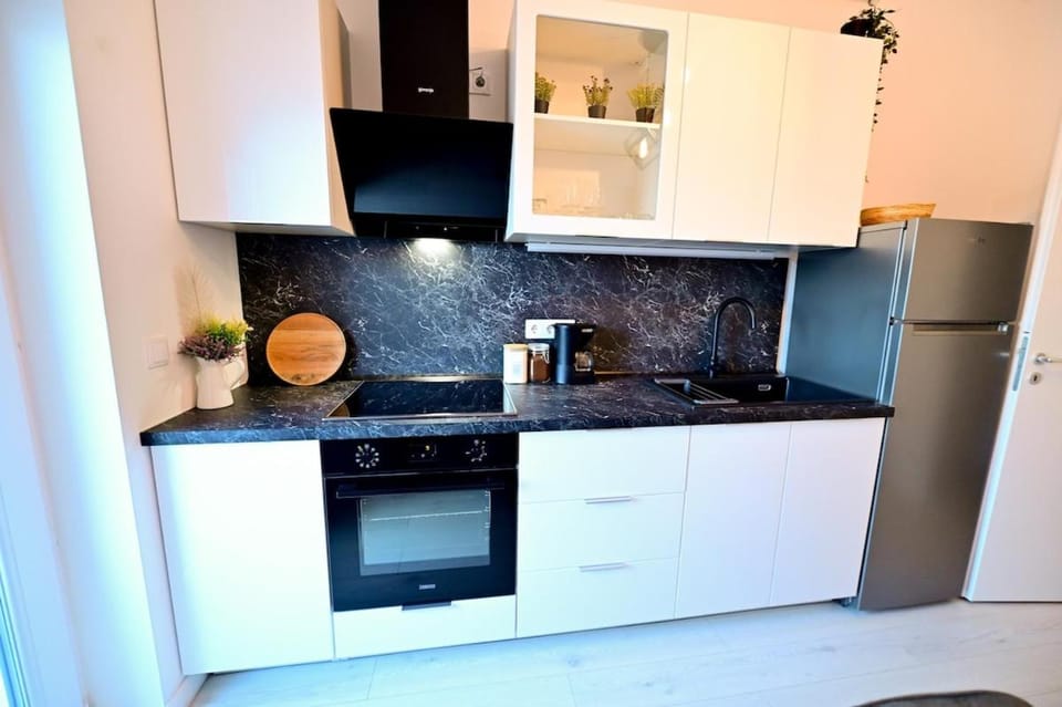 FLH - Nature's Canvas Apartment in Sibiu