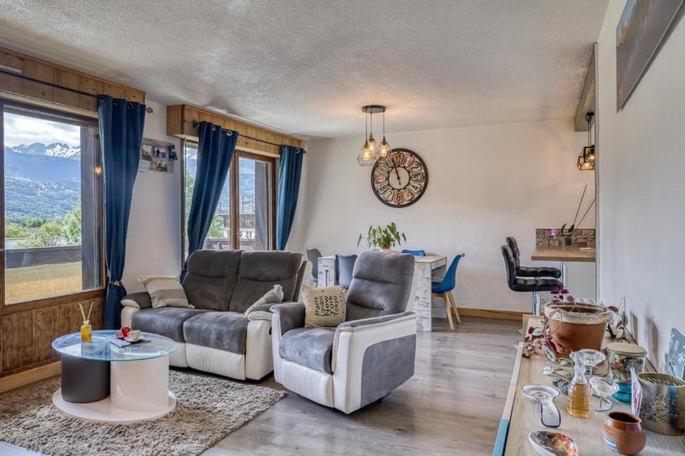 Natural landscape, Living room, Dining area