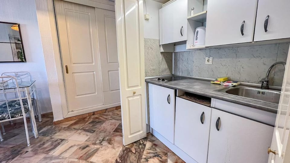 OleHolidays 132 Romana Playa vista al mar Apartment in Marbella