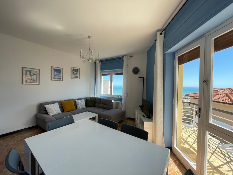La Dalia vista mare Apartment in Sanremo