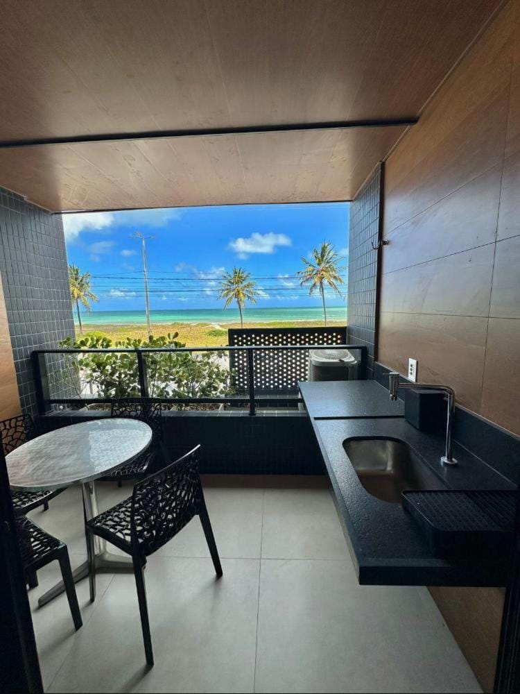 View (from property/room), Balcony/Terrace, Dining area