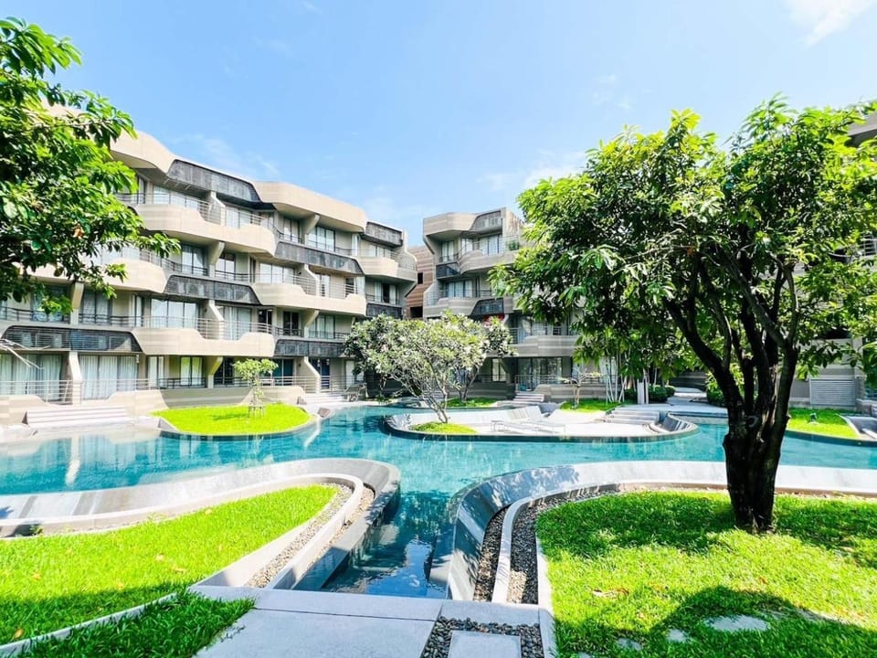 บ้านแสนงาม ห้องติดสระ Baan San Ngam HUA HIN - Family Room - Monthly Rent Only Apartment in Thailand