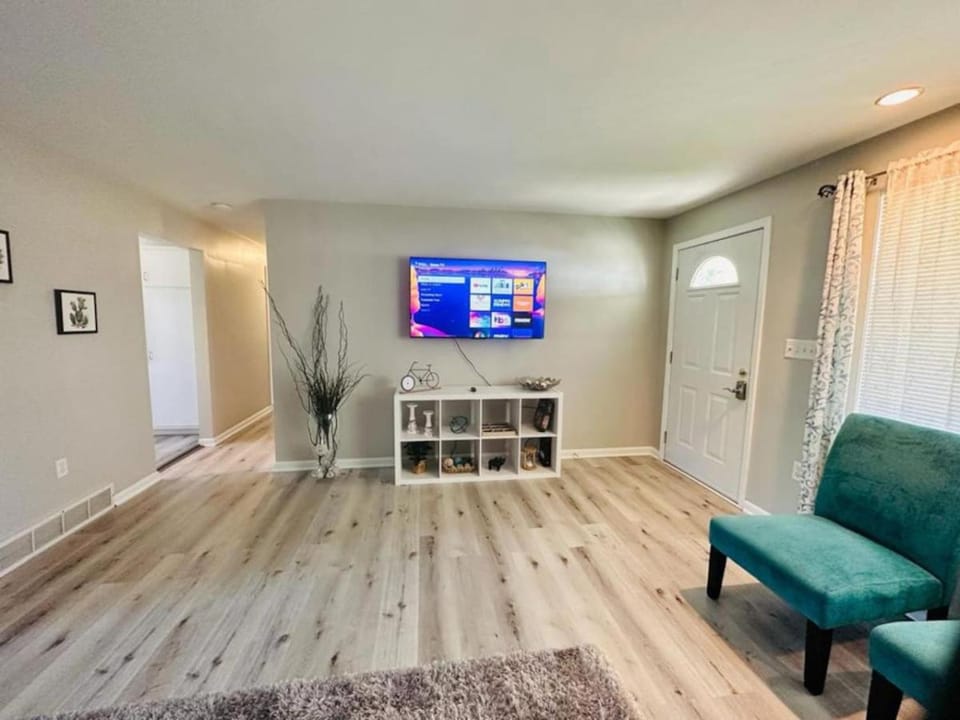 Hot tub bubbles on Butler House in Mason