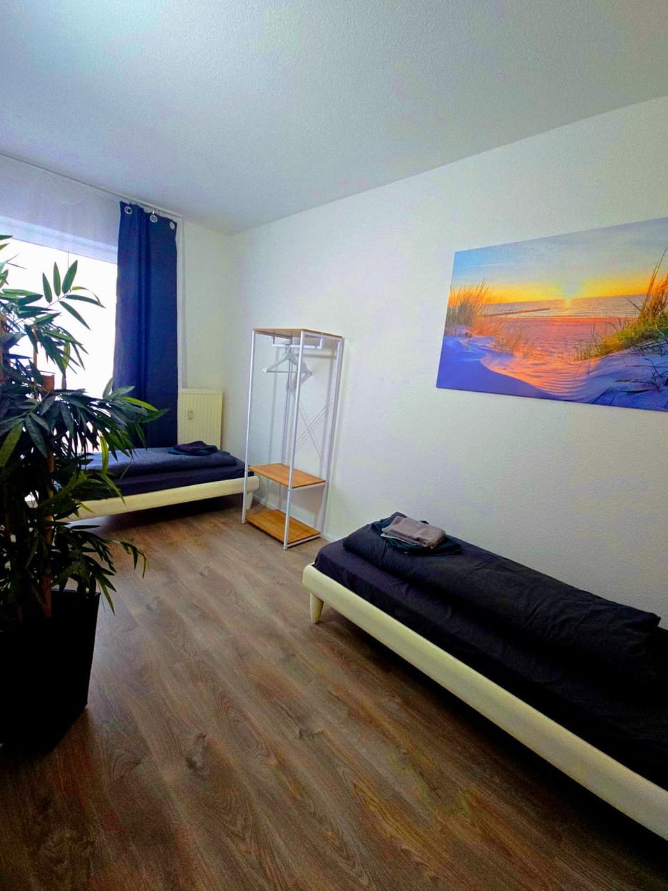 Photo of the whole room, Bedroom, room service, room service