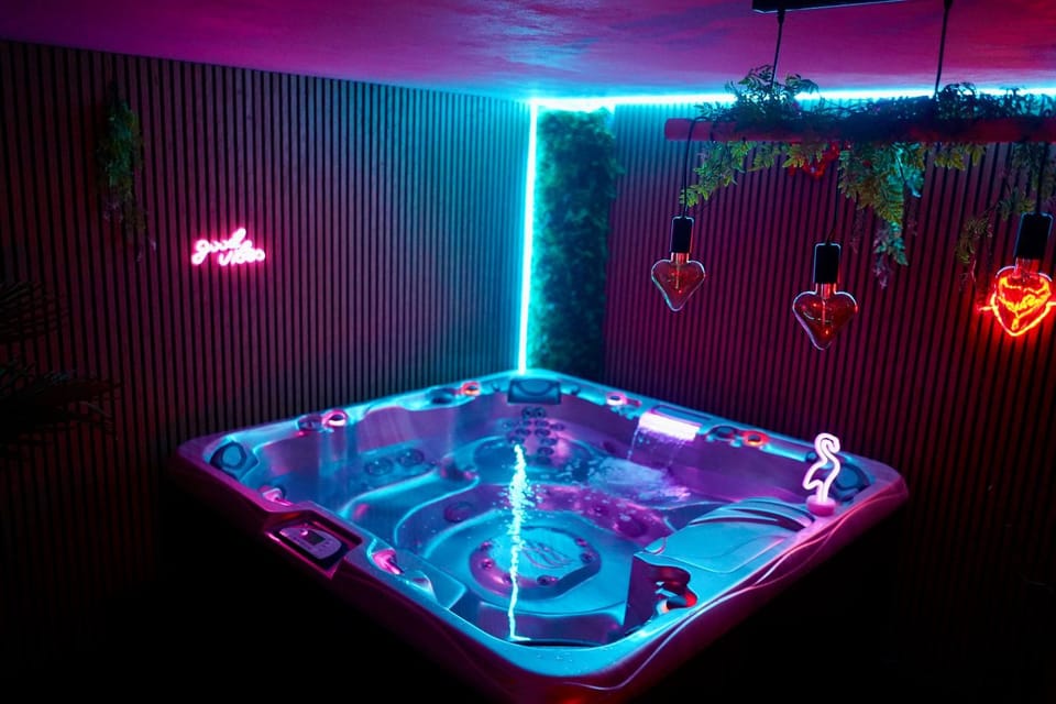 Homely Stay Sauna, Jacuzzi and Free Parking Bed and Breakfast in Pomeranian Voivodeship