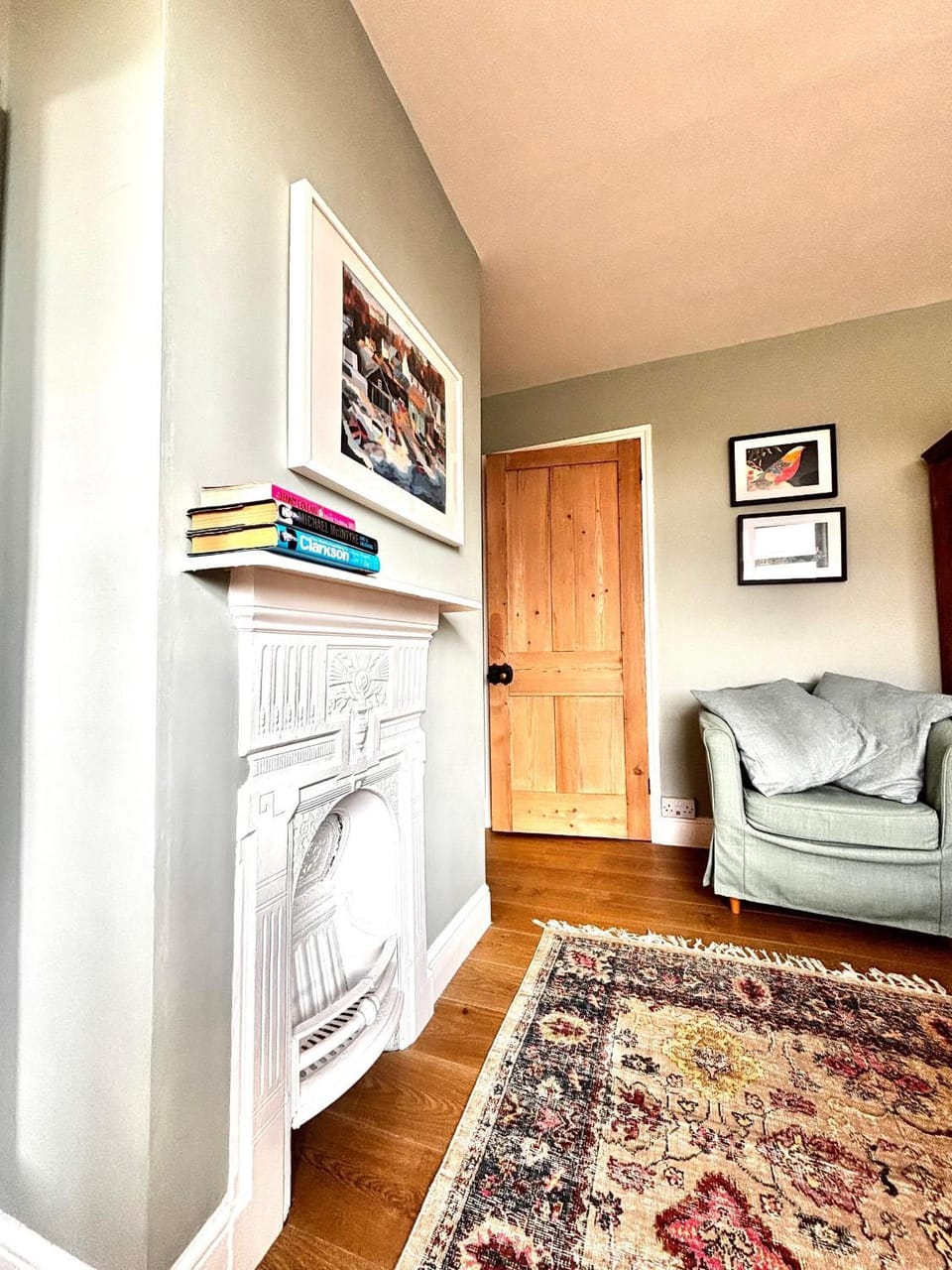 Seating area, Bedroom