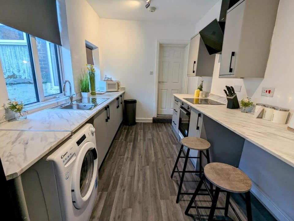 Central 3 Bedroom House House in Stoke-on-Trent