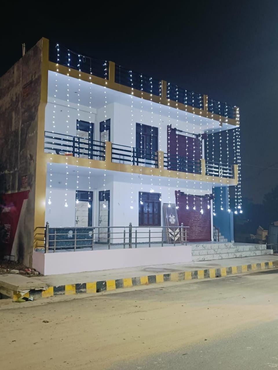 Property building, Night