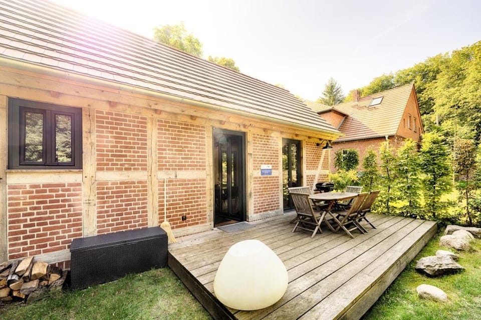 Property building, Garden view