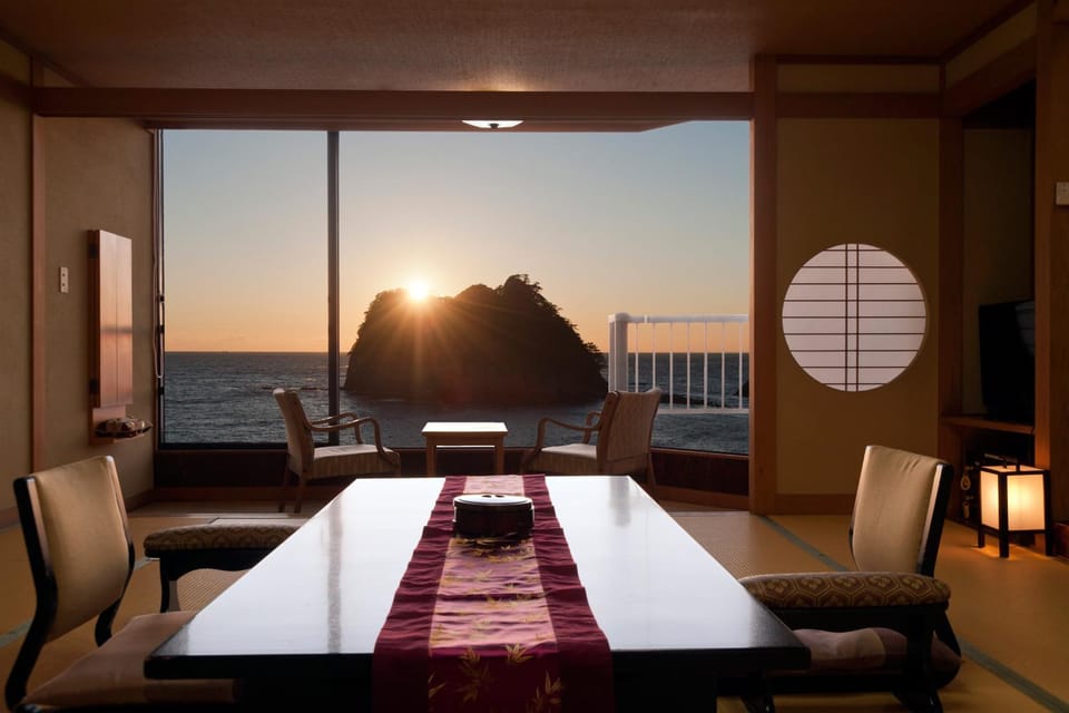 View (from property/room), Balcony/Terrace, Living room, Seating area, Sea view