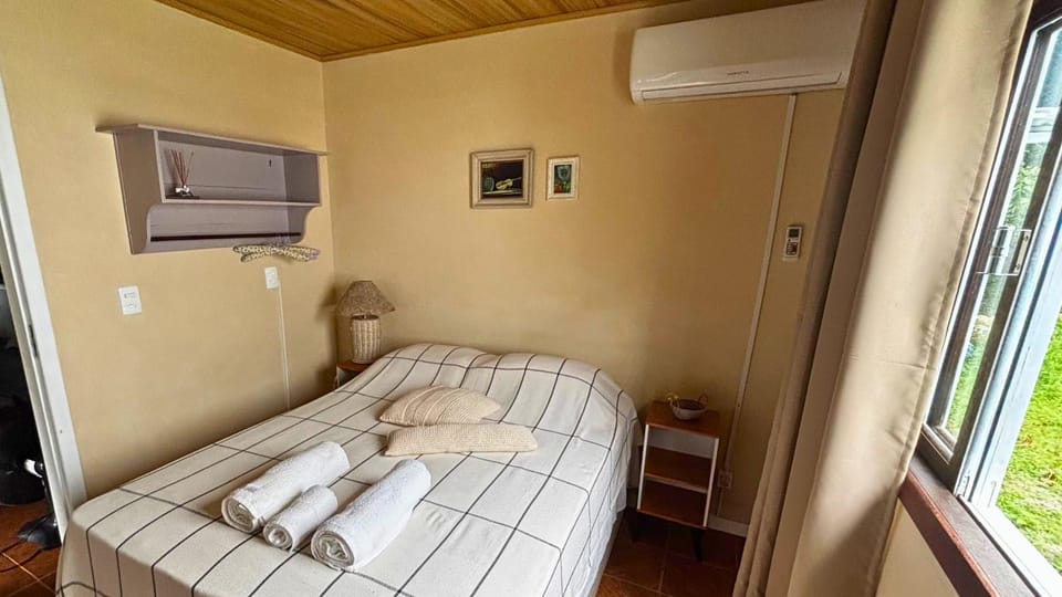 TV and multimedia, internet, towels, air conditioner
