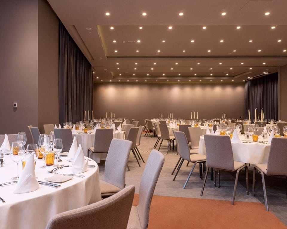 Meeting/conference room