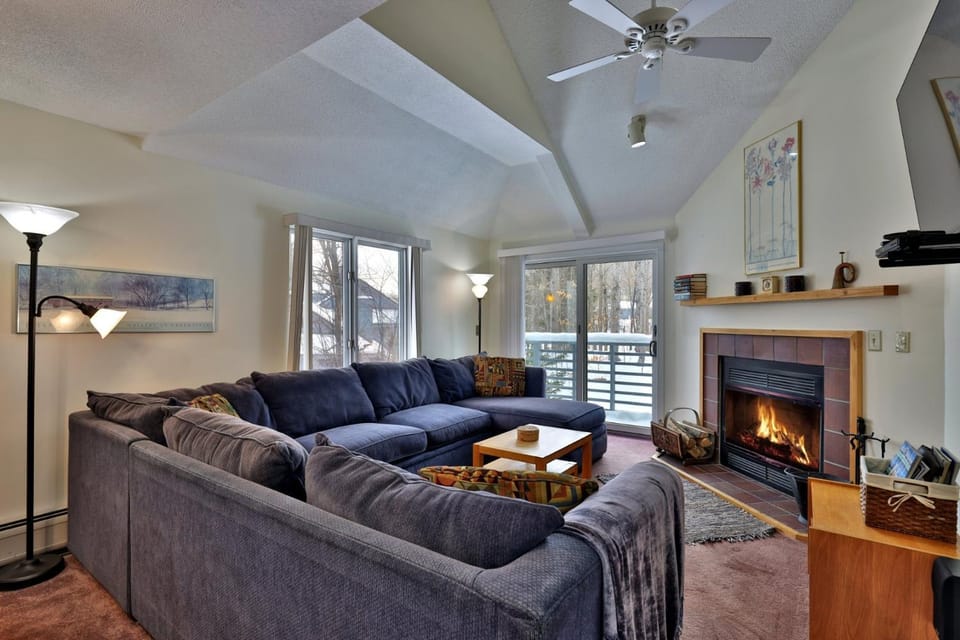Living room, fireplace