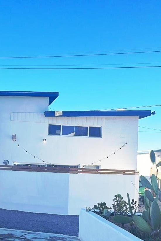 Casa Canes - Beachfront Doggy Living! House in Ensenada