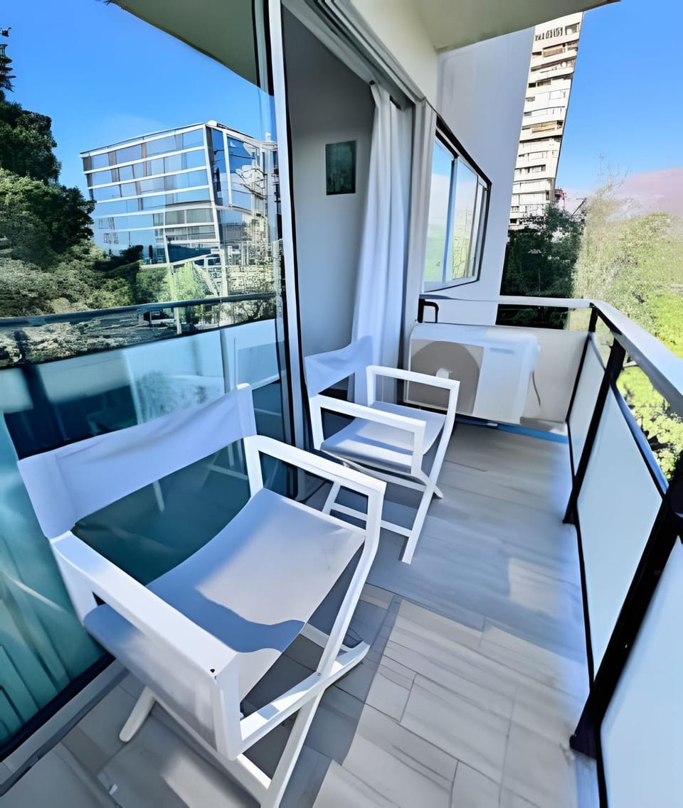 Espacioso y luminoso Depto Apartment in Las Condes