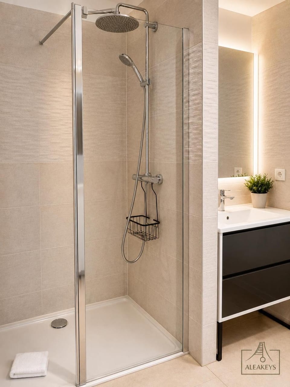 Le Coba Beach T3 à 450m plage, Grande Motte,clim, wifi, parking Apartment in La Grande-Motte