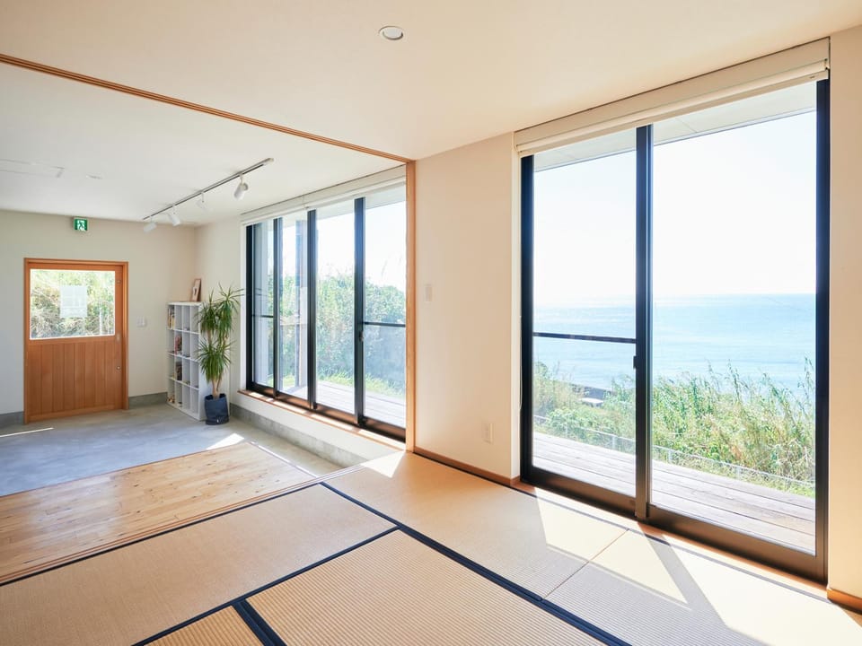 View (from property/room), Living room, Sea view