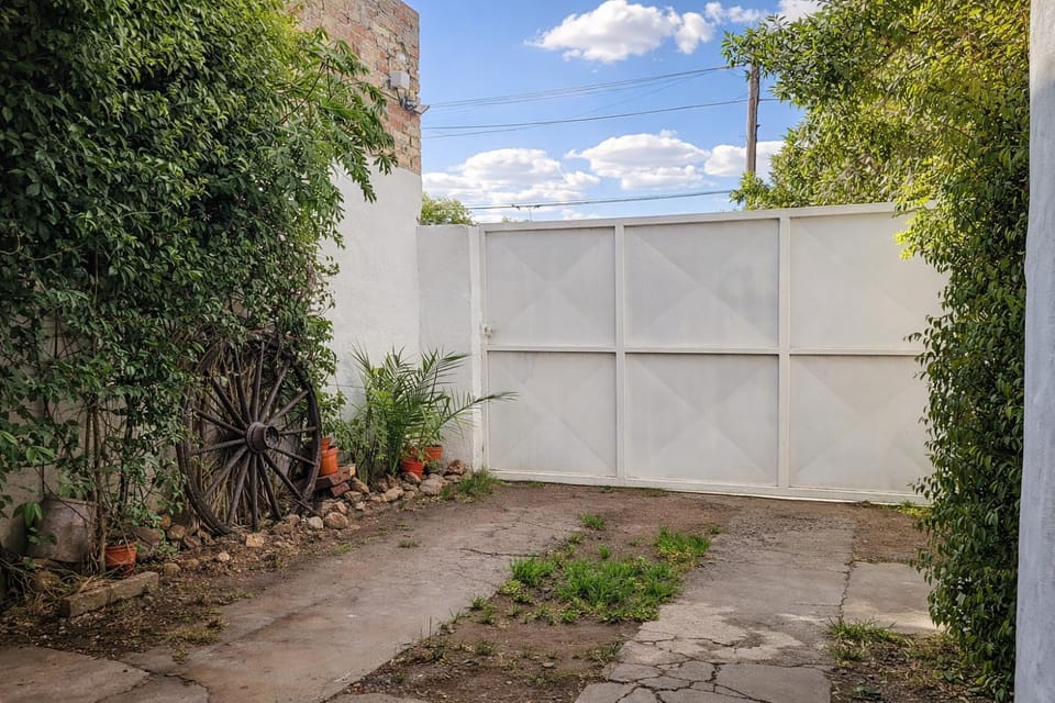 Garden, Parking