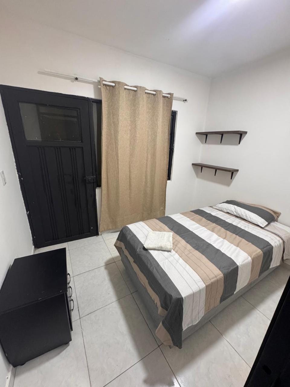 Punto base aérea Apartment in Cali