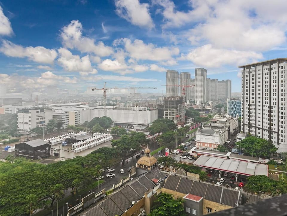 Cozy 2BR Skyline Apt Gading Serpong with Water Boom by 2ndHome Apartment in West Java