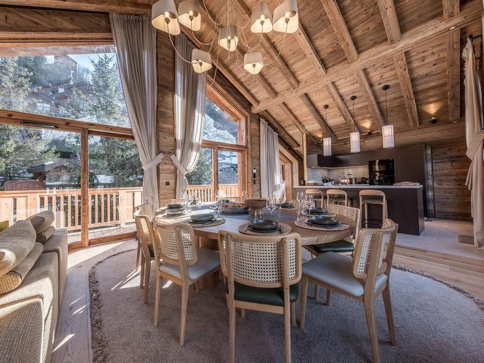 Penthouse de luxe avec terrasse, sauna et bain nordique, 5 chambres - FR-1-613-123 Apartment in Les Allues