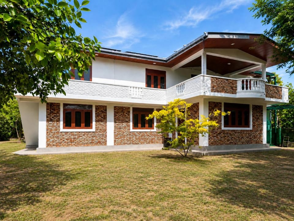 Property building, Garden, Garden, View (from property/room), Garden view, Garden view, Parking