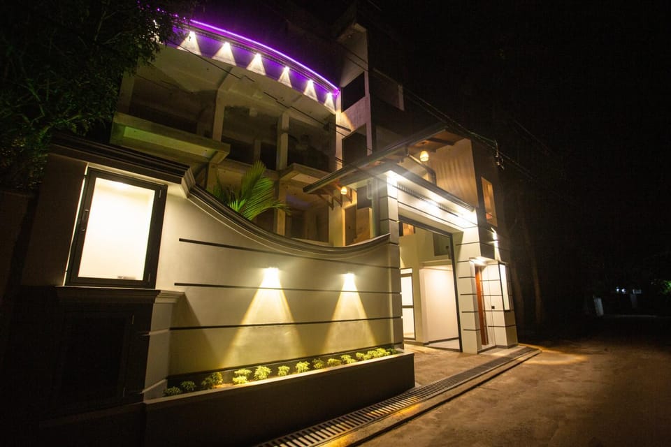 Property building, Night
