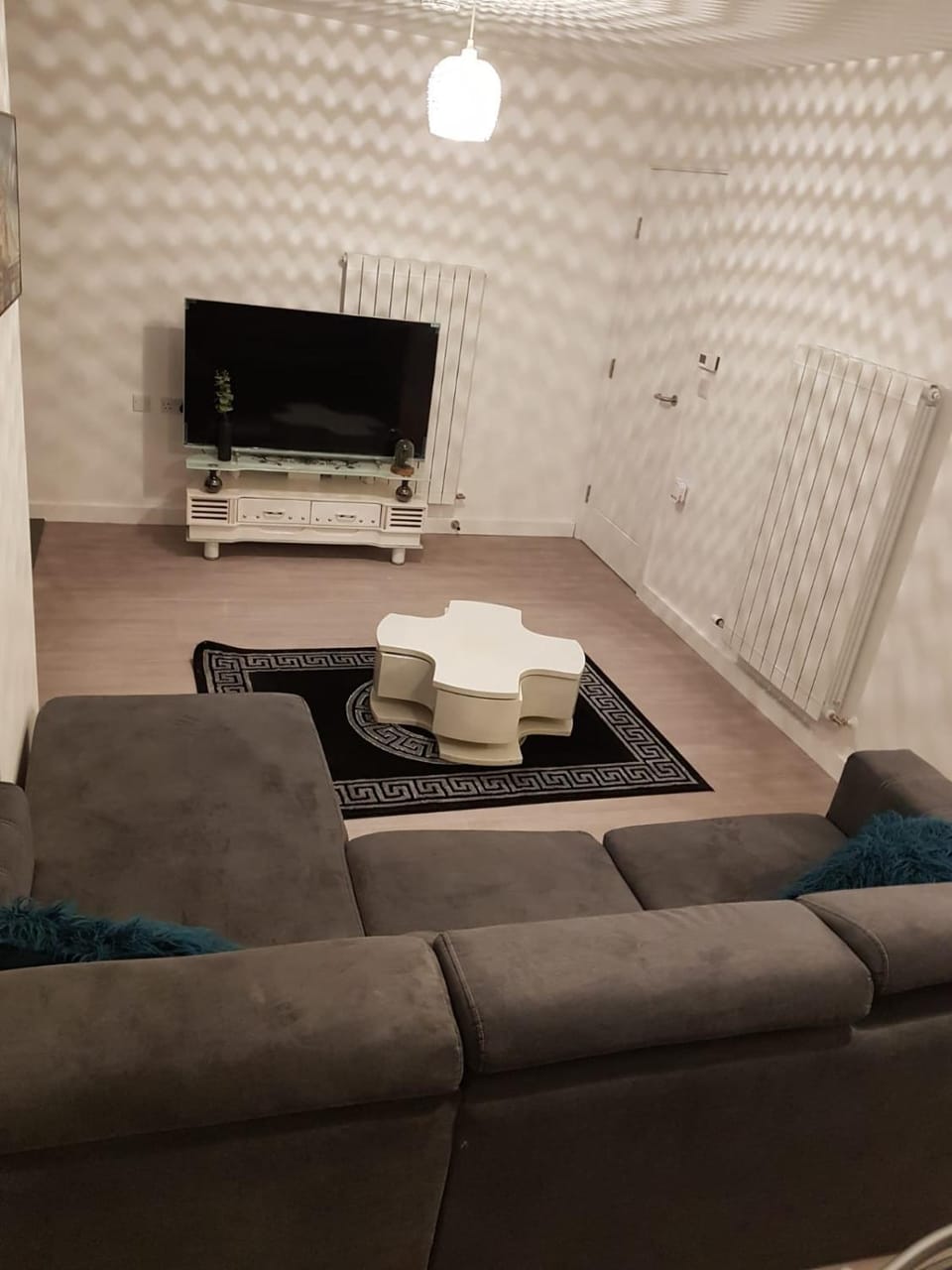 Dave's place Apartment in Barking