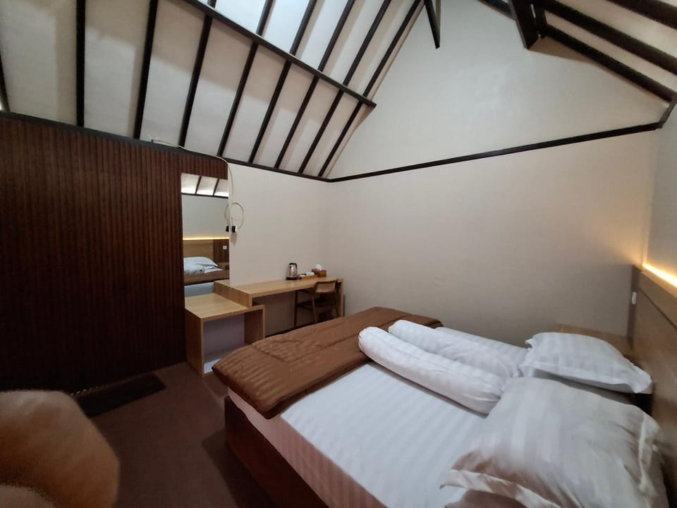 Pondok Roomi Villa and Resto Villa in West Nusa Tenggara, Indonesia