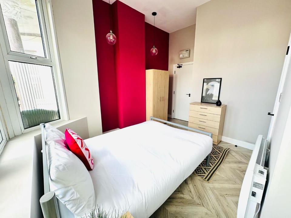 London Road Amazing Flats in high street Bed and Breakfast in Croydon
