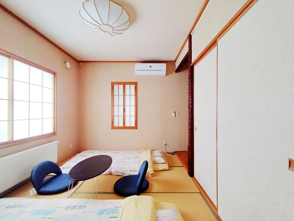 Soen 1996 Villa Villa in Sapporo