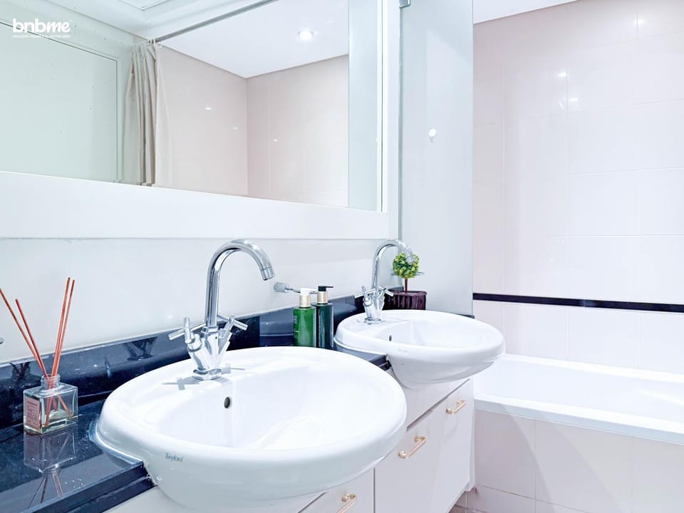 Bathroom, Bath