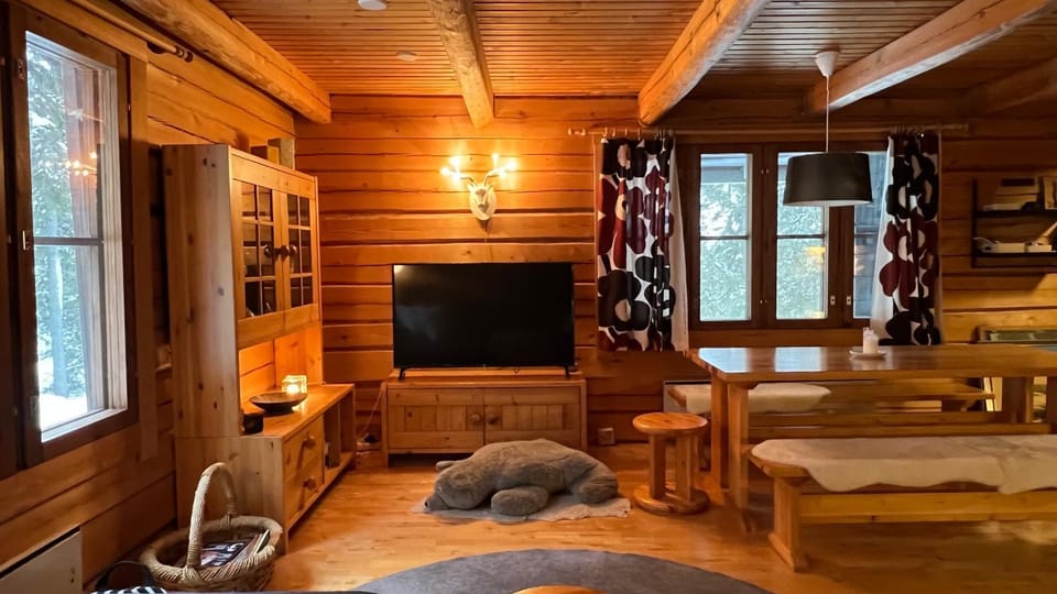 TV and multimedia, Living room, Photo of the whole room, Evening entertainment