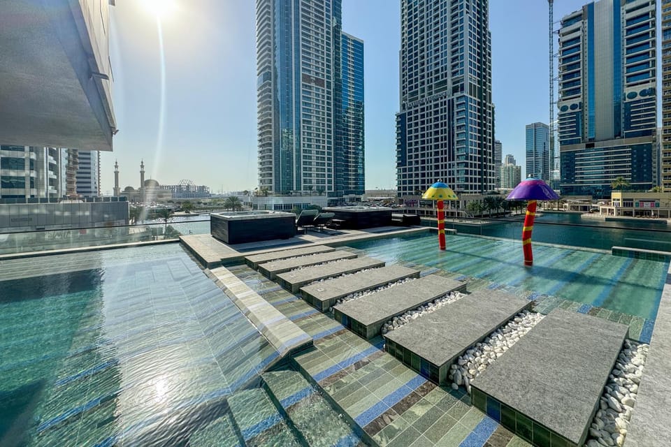 Elegant 1-Bedroom with Stunning Lake View in JLT House in Dubai