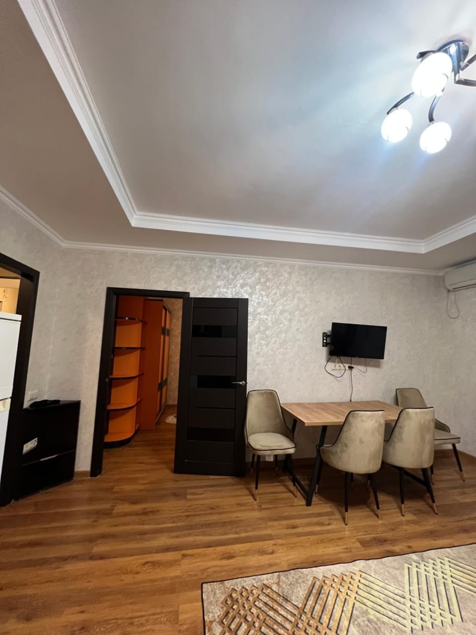 Golden State 3 Apartment in Almaty