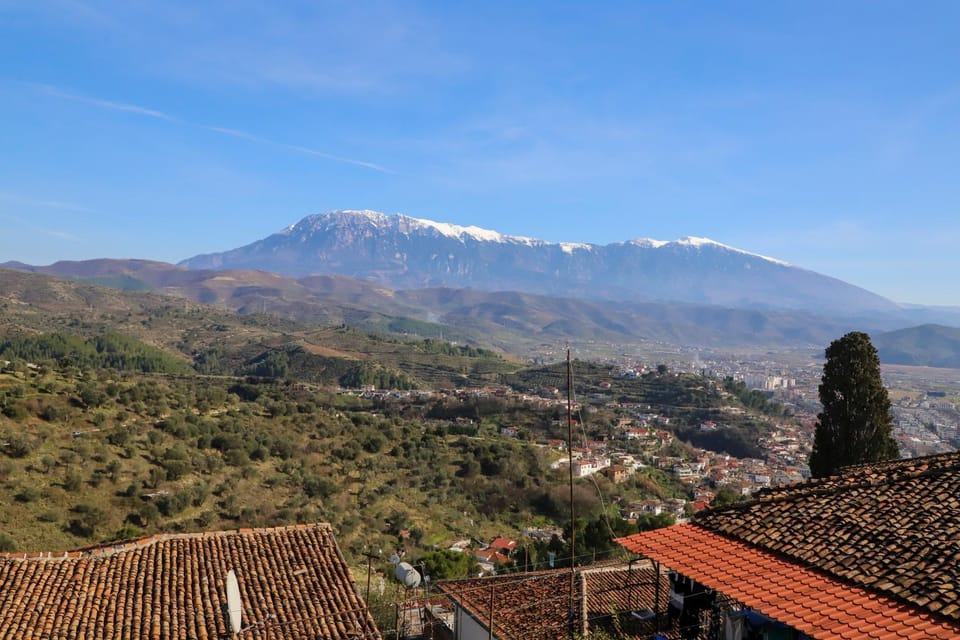 Nearby landmark, Day, Natural landscape, Mountain view