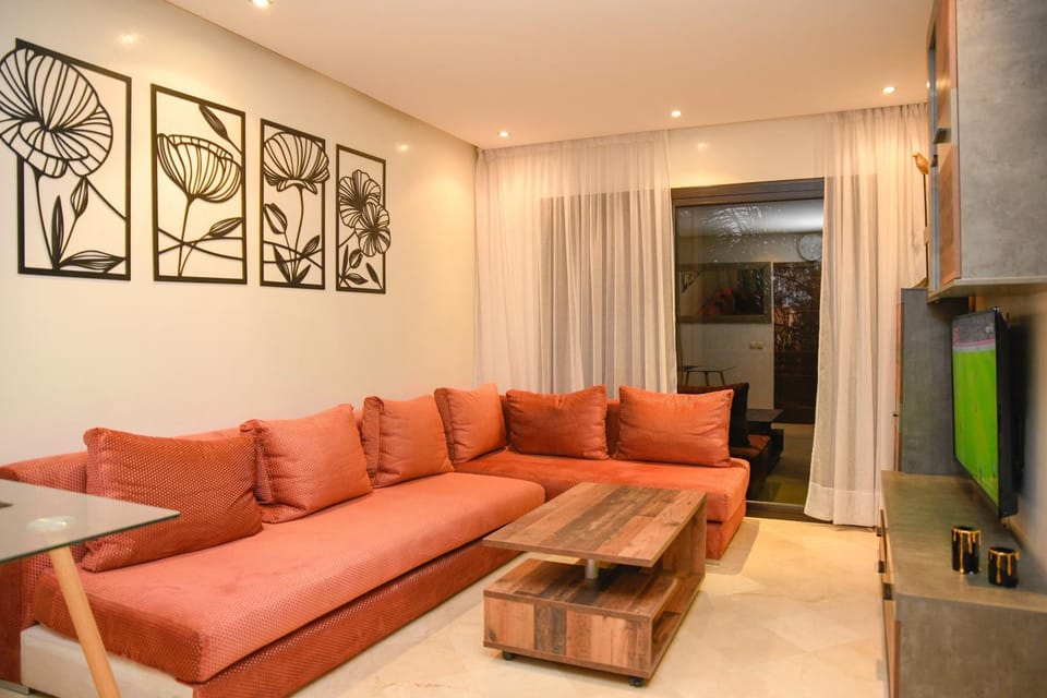 Communal lounge/ TV room, TV and multimedia, Balcony/Terrace, Living room, internet