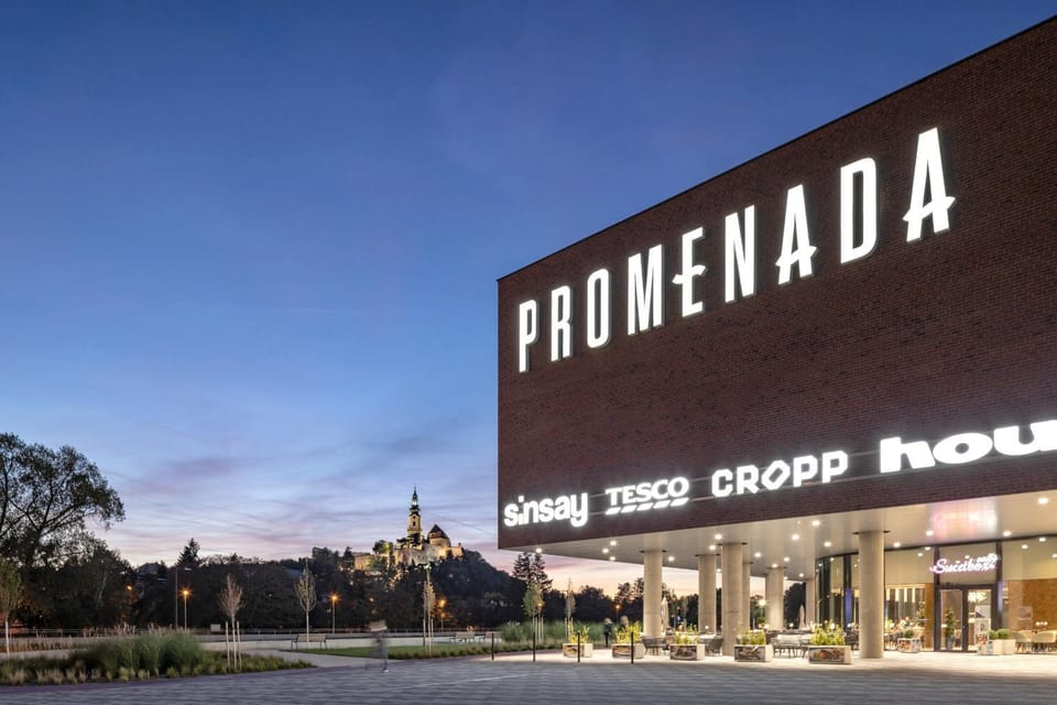 On-site shops, Supermarket/grocery shop