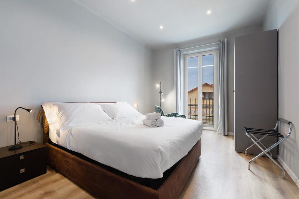 Living room, Bedroom