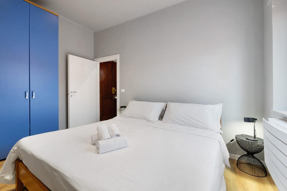 Living room, Bedroom