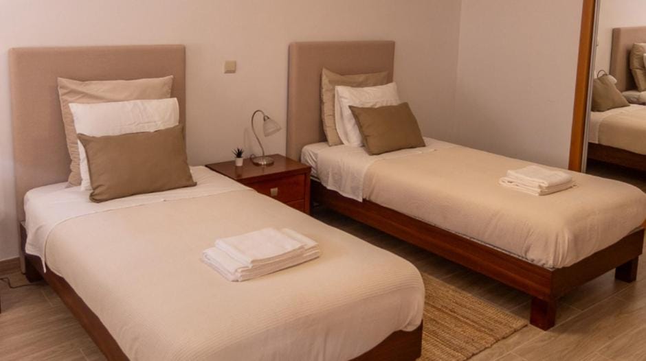Bed, Photo of the whole room, Bedroom, towels