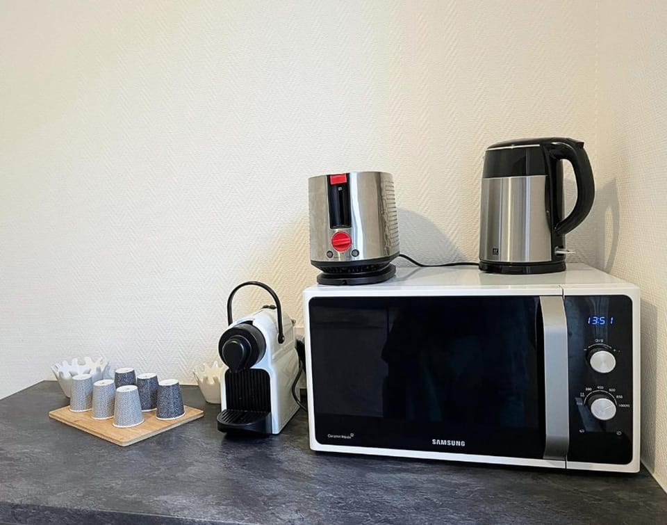 Coffee/tea facilities, Kitchen or kitchenette, toaster