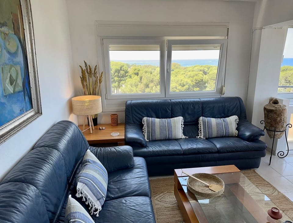 Natural landscape, Living room