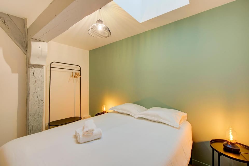 La cabane - A l Ombre des vieilles poutres Apartment in Saint-Cyr-sur-Loire