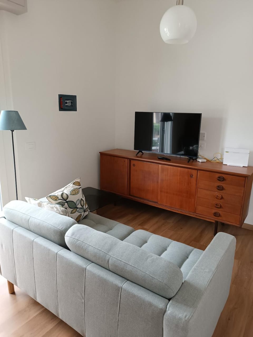 Communal lounge/ TV room, TV and multimedia, Seating area