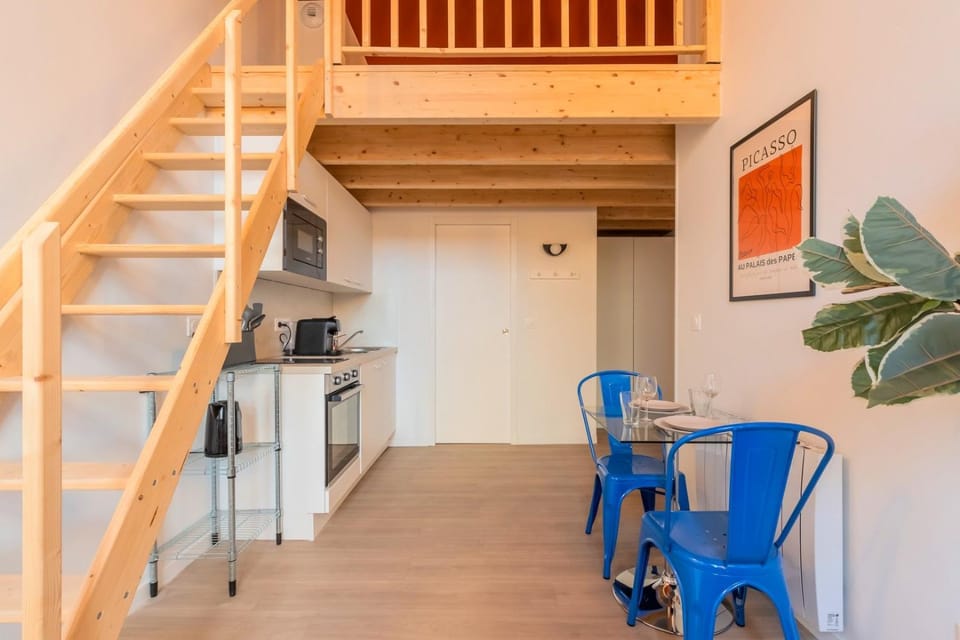 Studio pour deux en mezzanine avec petit balcon Apartment in Villeneuve-d'Ascq