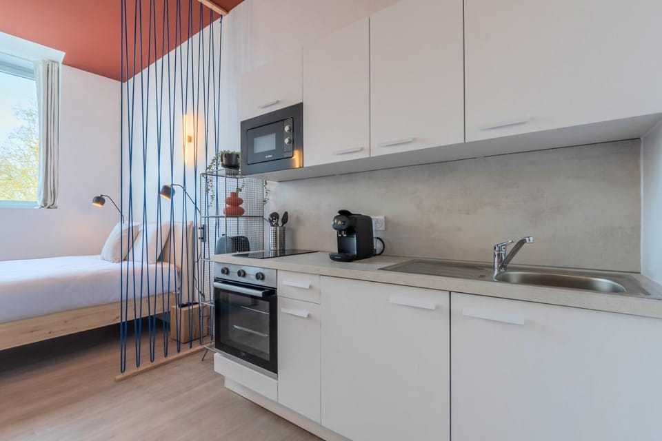Studio équipé côté rue, parking gratuit Apartment in Villeneuve-d'Ascq